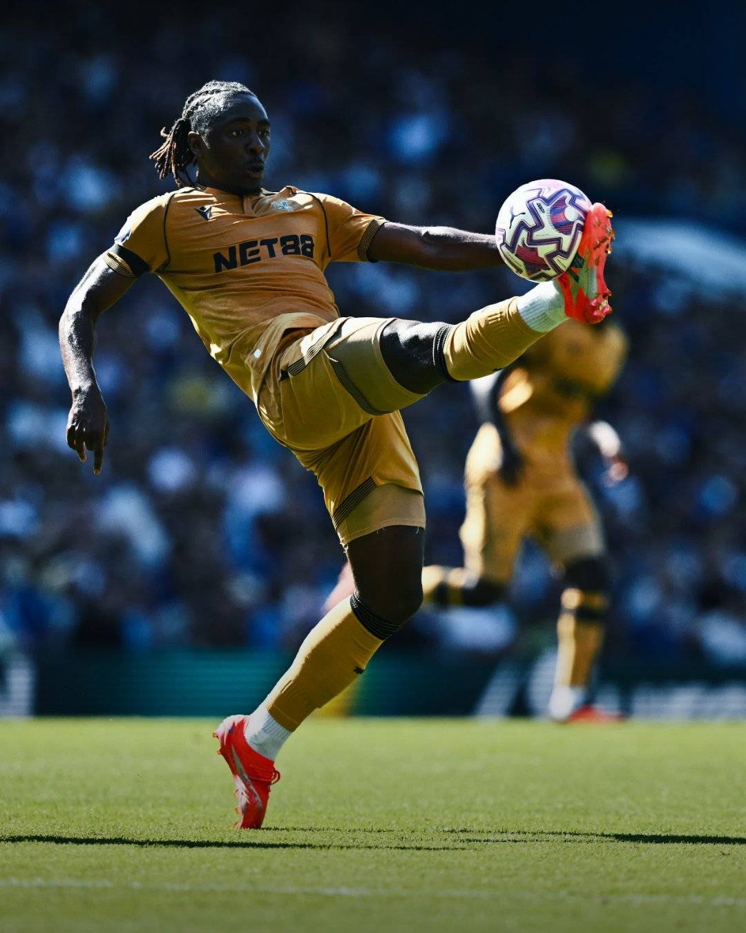 西亚卡姆在阿森纳比赛中表现优异，刷新纪录引发热议！热度持续攀升的简单介绍爱游戏中国官网,